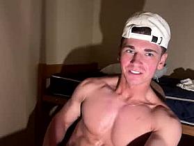 elijahkinky24 Cam