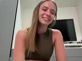 leona_grand Cam