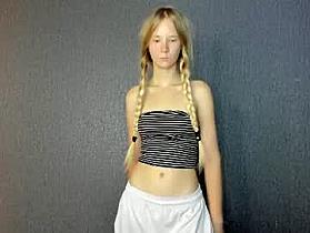 asya_almost Cam