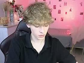 curly_twinkboy Cam