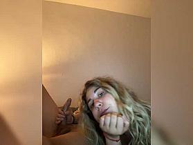 HoneyMonroe69 Cam