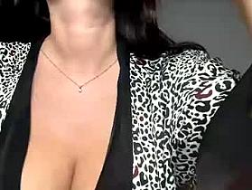 avacute_ Cam