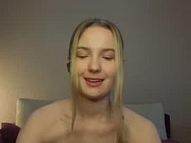 tashinapetitto Cam