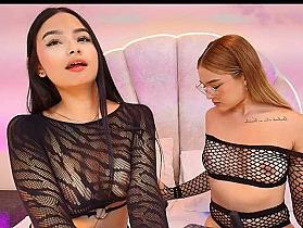 EllieAndMolly Cam