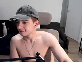 yourethan Cam