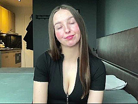 CharlotteNatural Cam