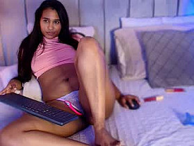 larra_scott_ Cam